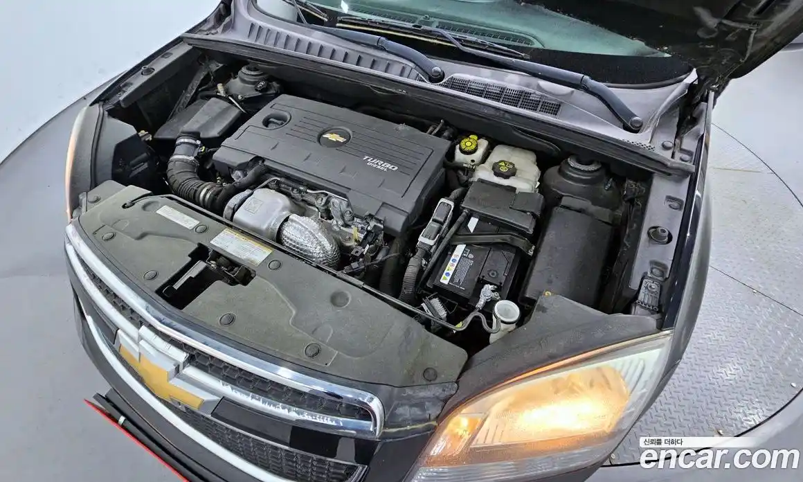 Chevrolet Orlando 2012 2.0 Автомат в Москве № 38570, фото 17