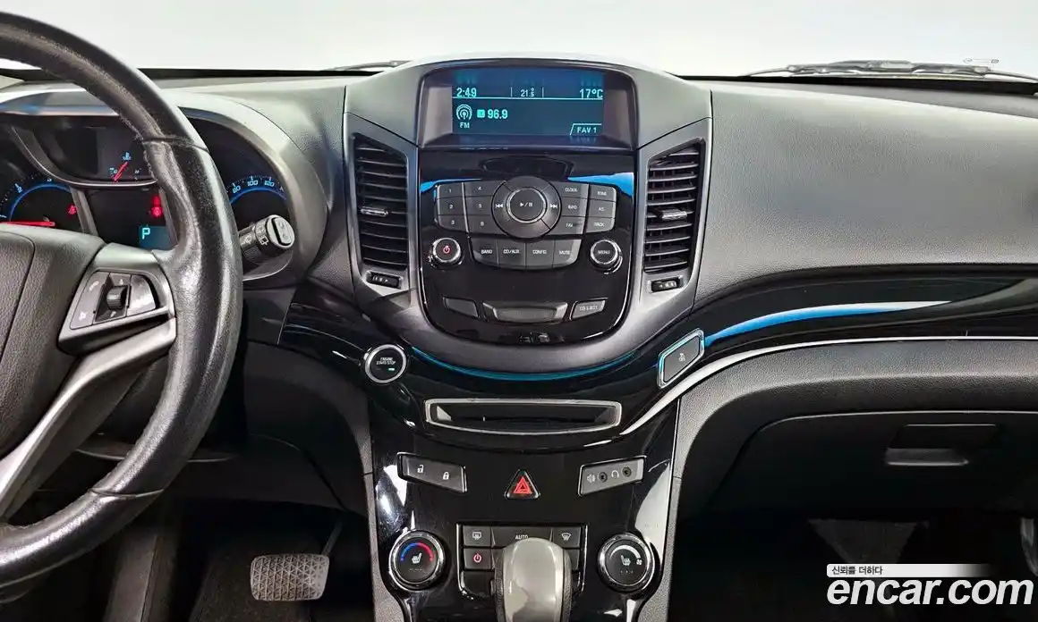 Chevrolet Orlando 2012 2.0 Автомат в Москве № 38570, фото 19