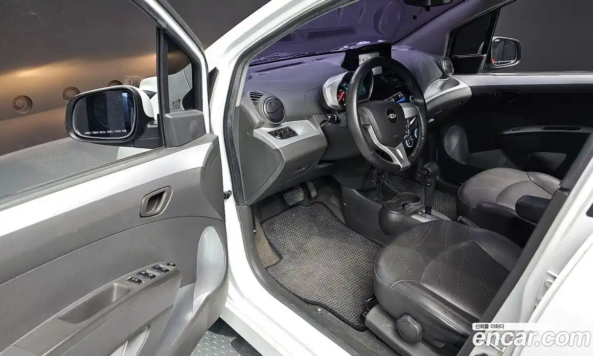 Chevrolet Spark 2014 1.0 Автомат в Москве № 38935, фото 7