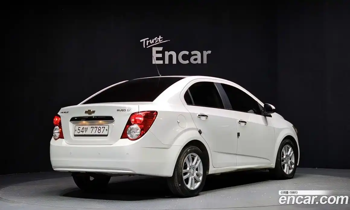 Chevrolet Aveo 2013 1.6 Автомат в Москве № 39144, фото 6