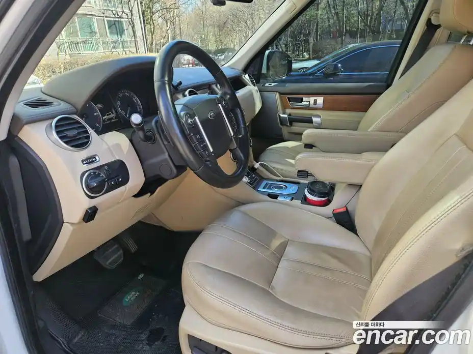 Land Rover Discovery 2016 3.0 Автомат в Москве № 392521, фото 8