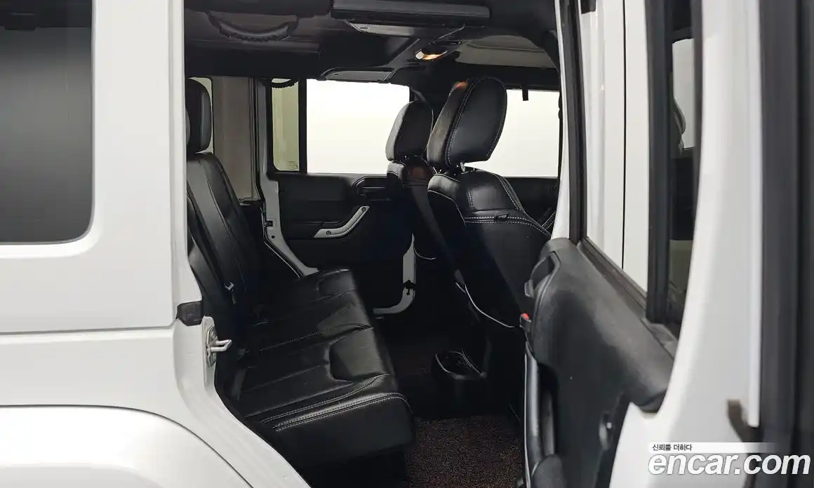 Jeep Wrangler 2017 3.6 Автомат в Москве № 395399, фото 13