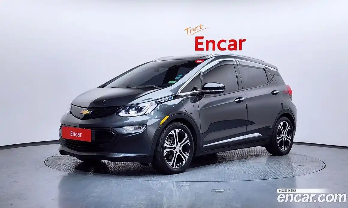 Chevrolet Bolt EV 2018 0.2 Автомат в Москве № 396754, фото 1