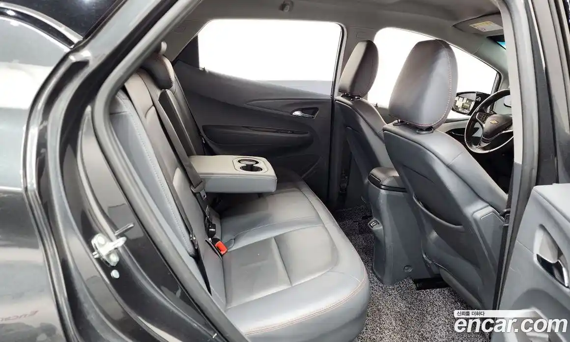 Chevrolet Bolt EV 2018 0.2 Автомат в Москве № 396754, фото 12