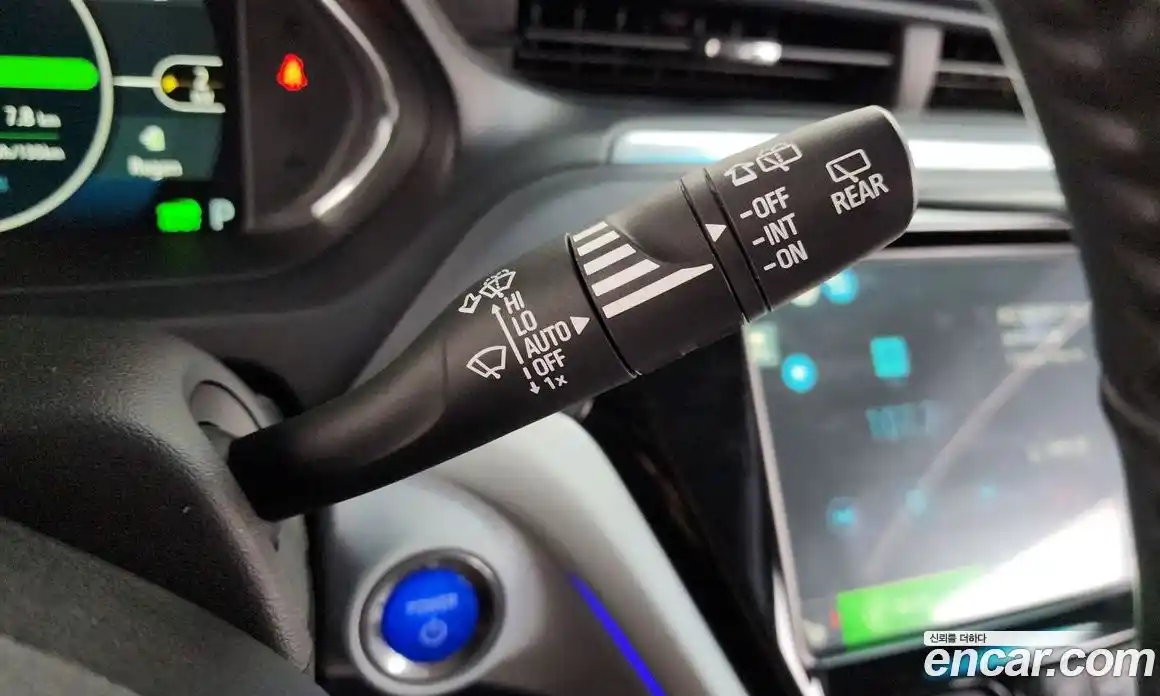 Chevrolet Bolt EV 2018 0.2 Автомат в Москве № 396754, фото 17