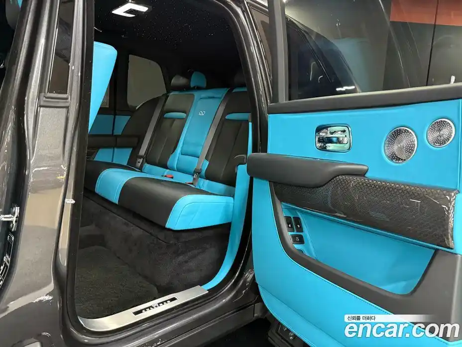 Rolls-Royce Cullinan 2023 6.7 Автомат в Москве № 407315, фото 10