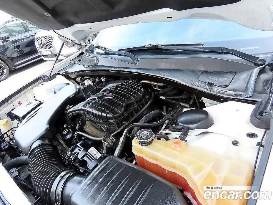 Chrysler 300C 2014 3.6 Автомат в Москве № 407553, фото 18