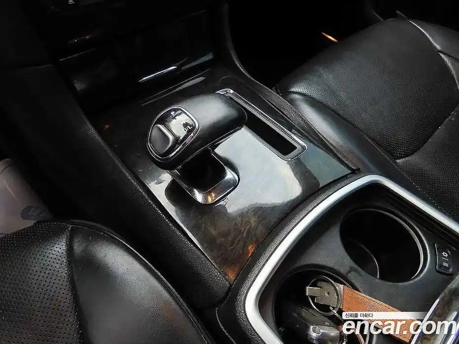 Chrysler 300C 2014 3.6 Автомат в Москве № 407553, фото 10