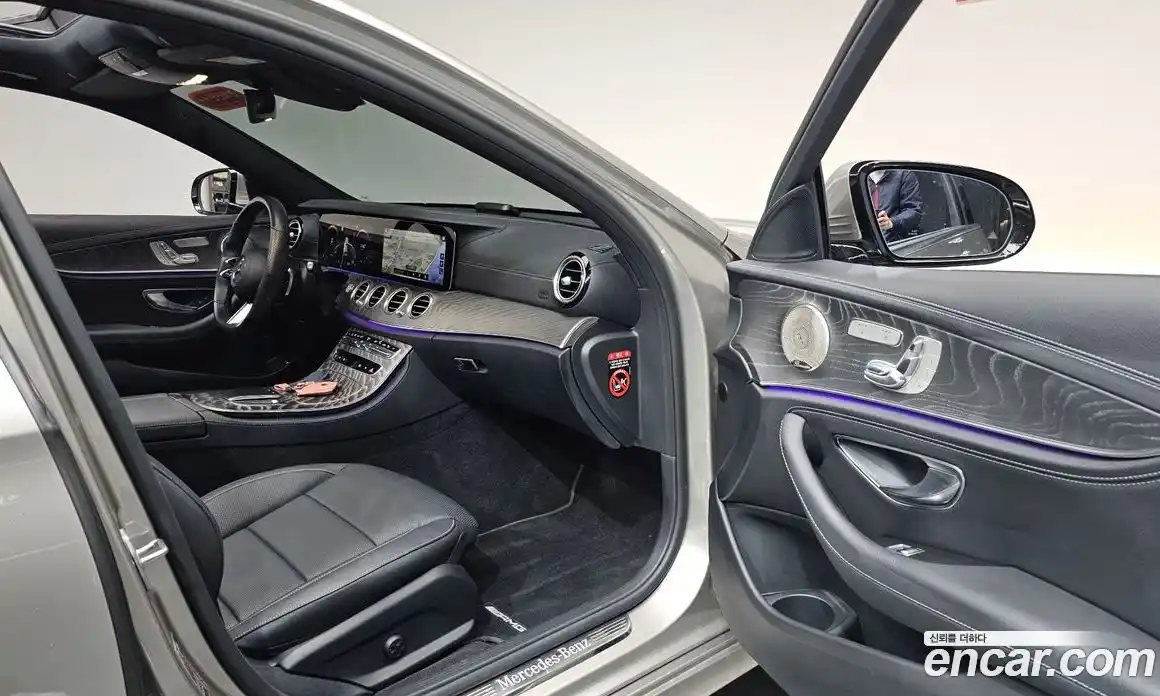 Mercedes-Benz E-Class 2022 2.0 Автомат в Москве № 412587, фото 10