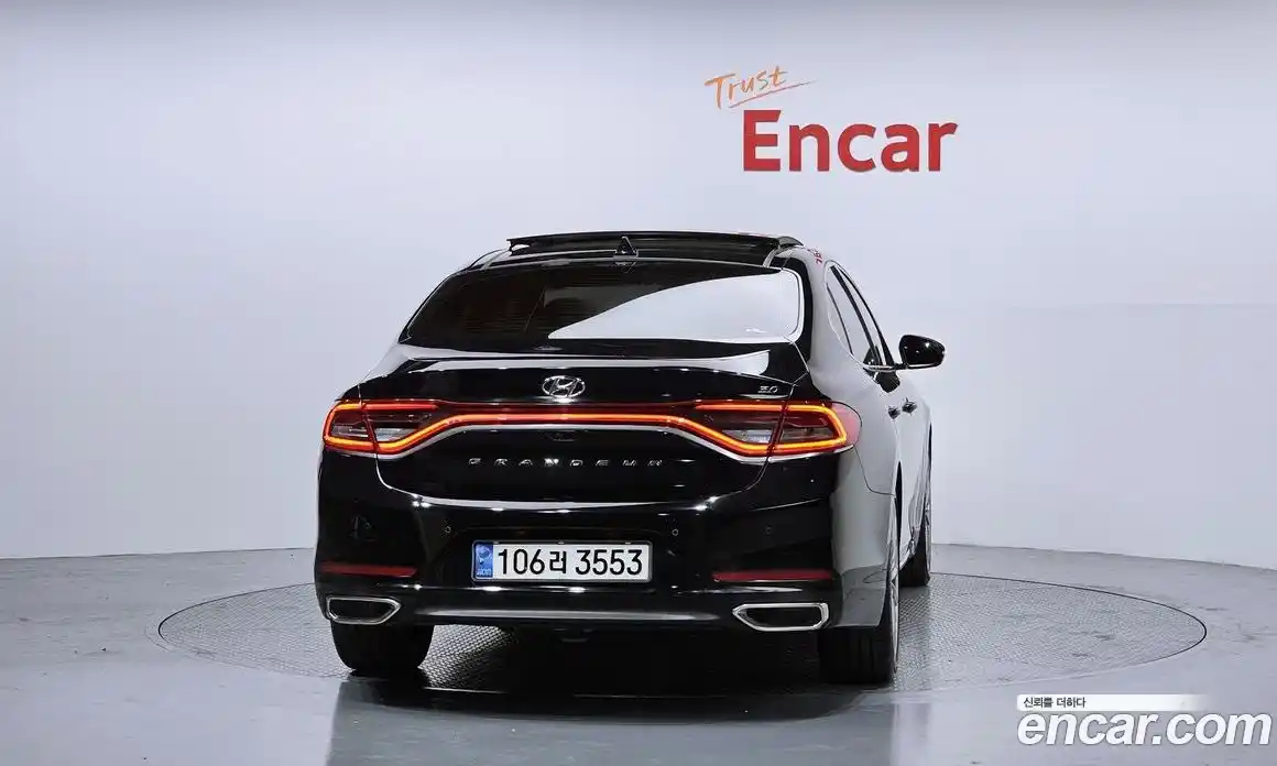 Hyundai Grandeur 2017 3.0 Автомат в Москве № 44548, фото 4