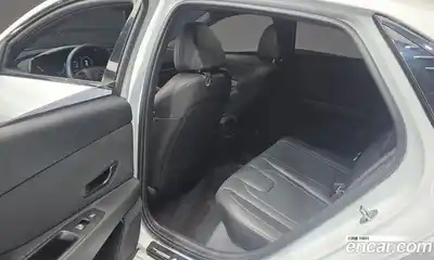 Hyundai Avante 2023 1.6 Автомат в Москве № 45289, миниатюра 11