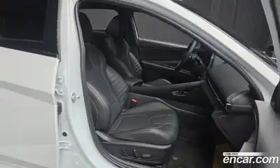 Hyundai Avante 2023 1.6 Автомат в Москве № 45289, миниатюра 12