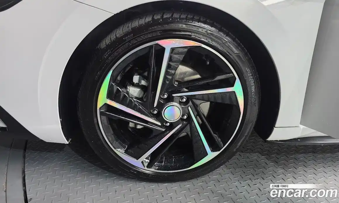 Hyundai Avante 2023 1.6 Автомат в Москве № 45289, фото 5