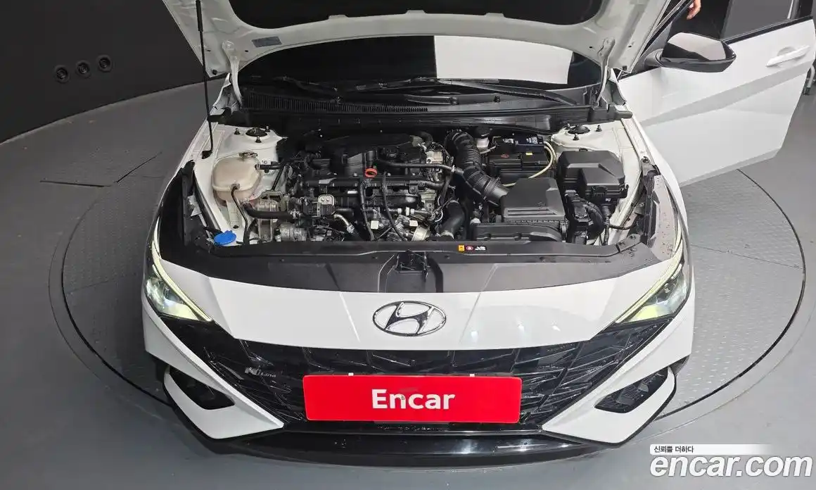 Hyundai Avante 2023 1.6 Автомат в Москве № 45289, фото 6