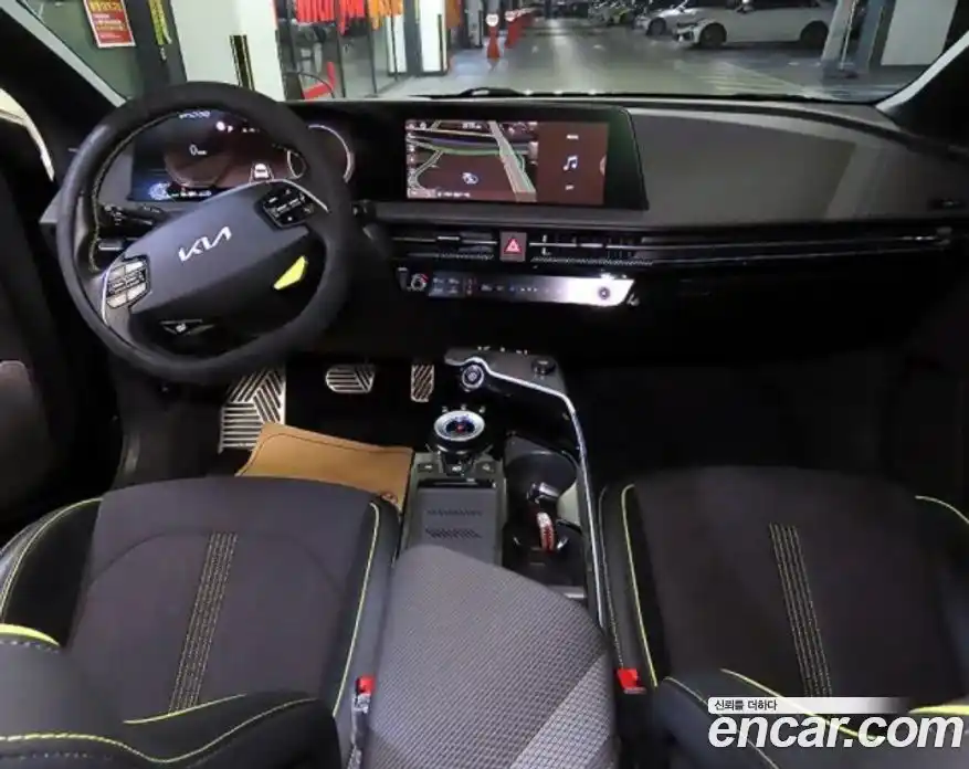 Kia EV6 2023 Автомат в Москве № 50742, фото 9