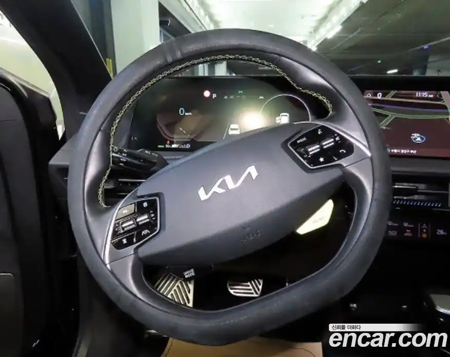 Kia EV6 2023 Автомат в Москве № 50742, фото 10