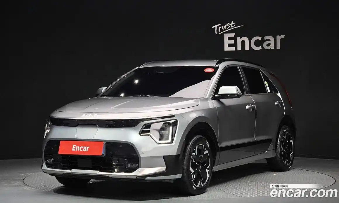 Kia Niro 2024 0.2 Автомат в Москве № 55633, фото 1