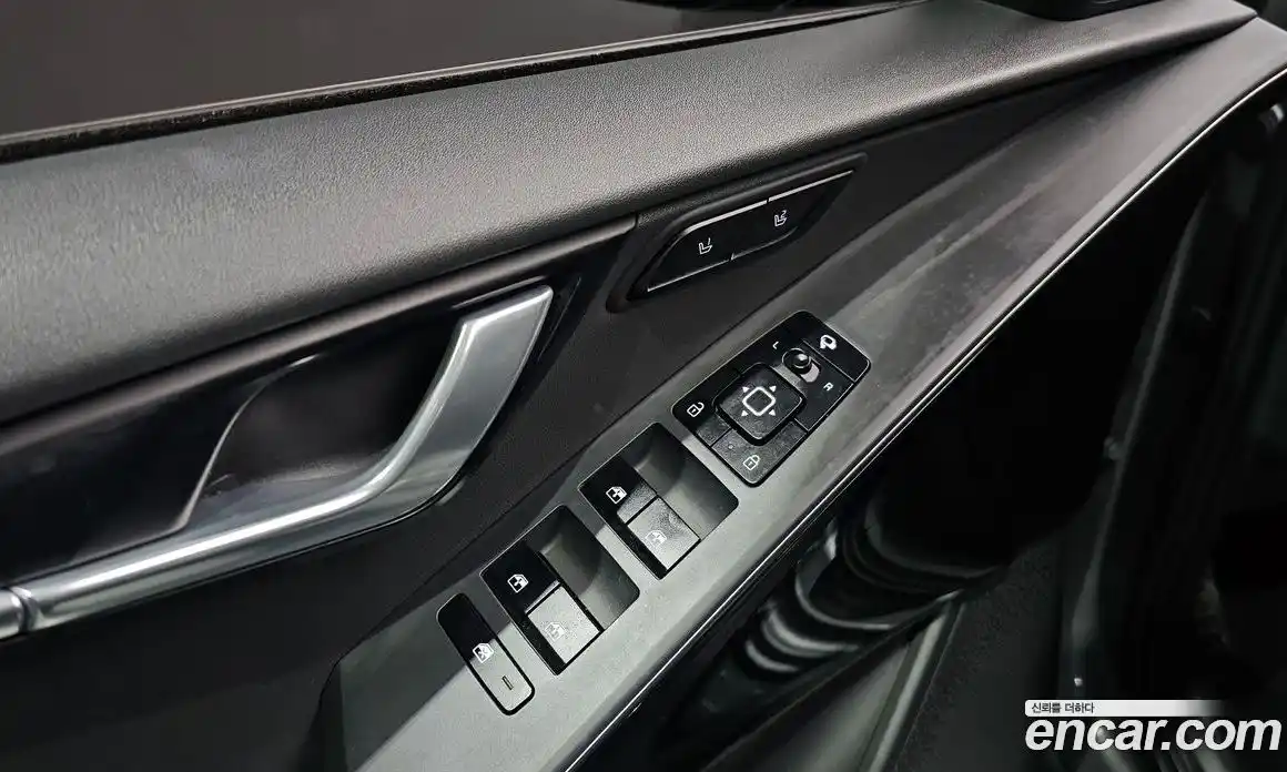 Kia Niro 2024 0.2 Автомат в Москве № 55633, фото 17