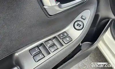 Kia Morning 2012 1.0 Автомат в Москве № 56137, миниатюра 2