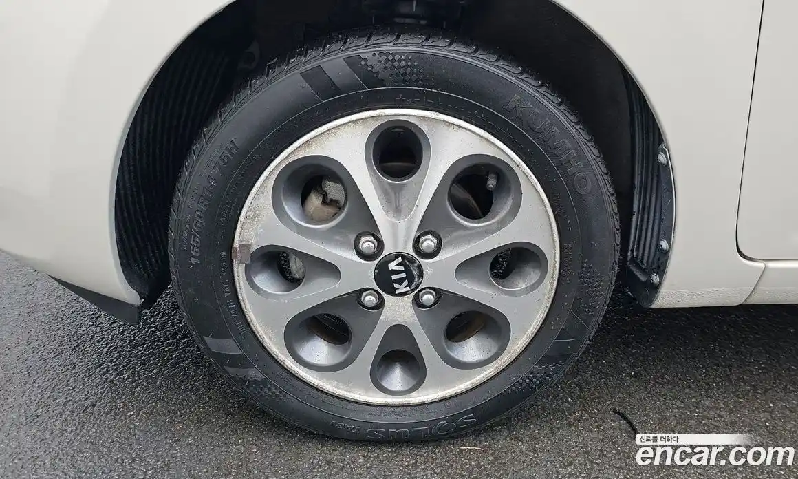 Kia Morning 2012 1.0 Автомат в Москве № 56137, фото 5