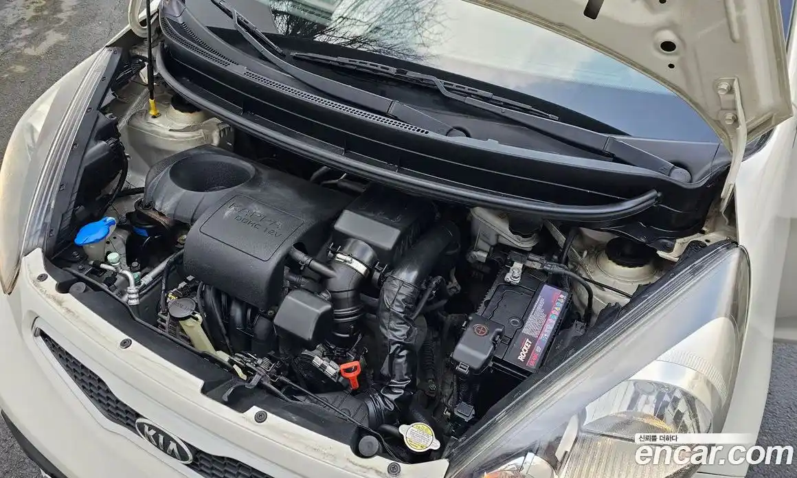 Kia Morning 2012 1.0 Автомат в Москве № 56137, фото 6