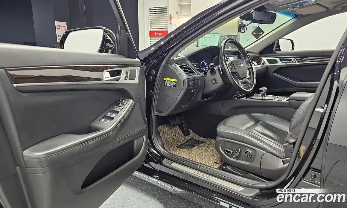 Genesis G80 2017 3.3 Автомат в Москве № 57591, фото 14