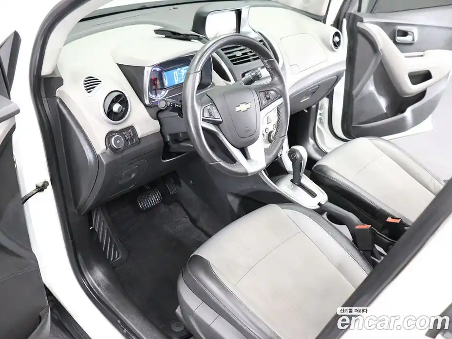 Chevrolet Trax 2014 1.4 Автомат в Москве № 64985, фото 17