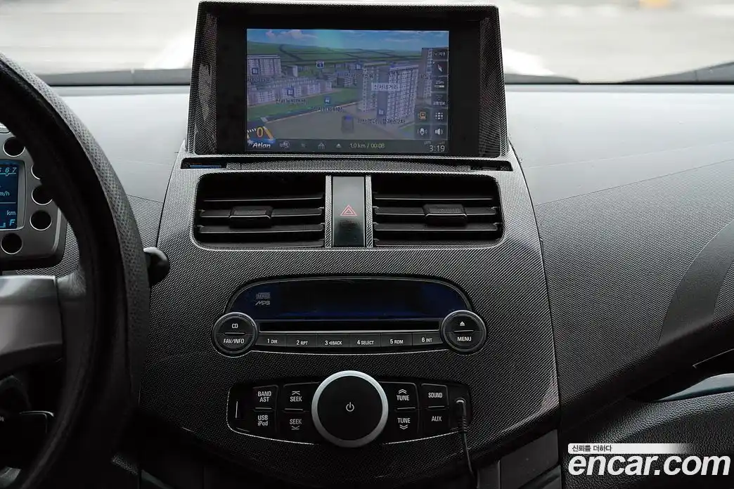 Chevrolet Spark 2012 1.0 Автомат в Москве № 81568, фото 13