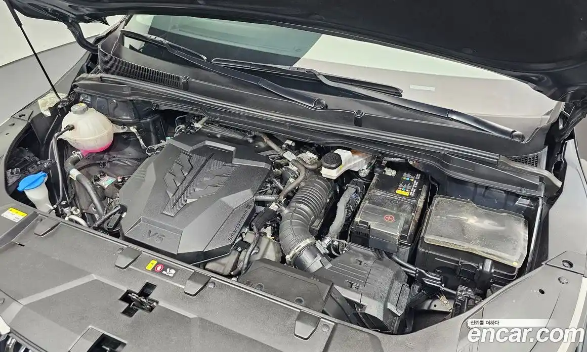 Kia Canival 2023 3.5 Автомат в Москве № 94939, фото 13