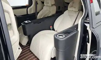 Kia Canival 2023 3.5 Автомат в Москве № 94939, миниатюра 4