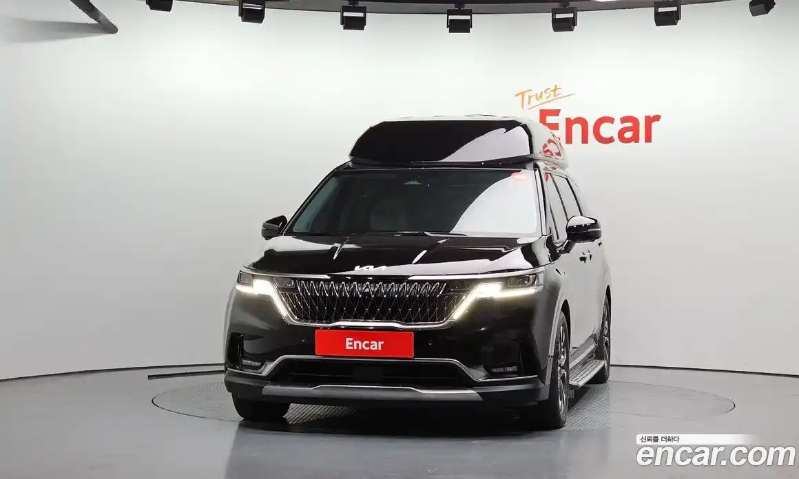 Kia Canival 2023 3.5 Автомат в Москве № 94939, фото 6