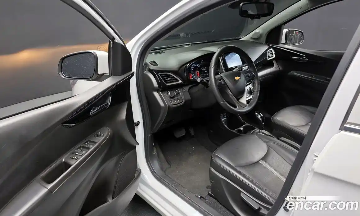 Chevrolet Spark 2021 1.0 Автомат в Москве № 99858, фото 13