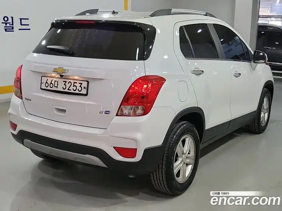 Chevrolet Trax 2017 1.6 Автомат в Москве № 104342, фото 3
