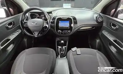 Renault QM3 2015 1.5 Автомат в Москве № 106351, миниатюра 11