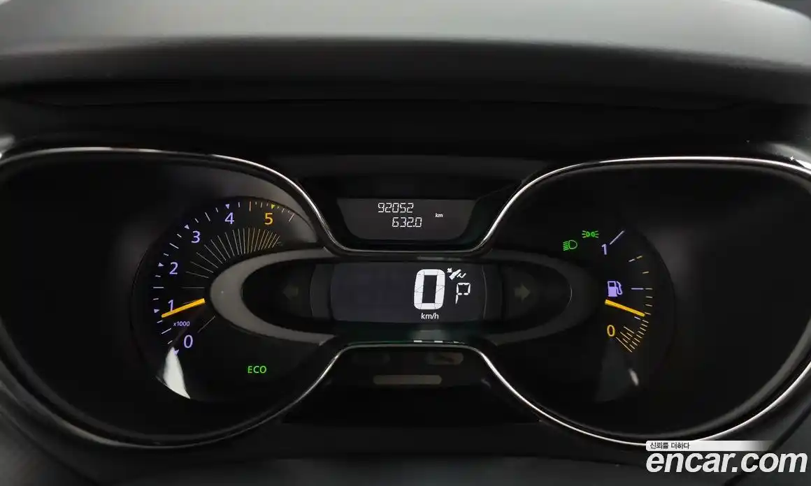 Renault QM3 2015 1.5 Автомат в Москве № 106351, фото 18