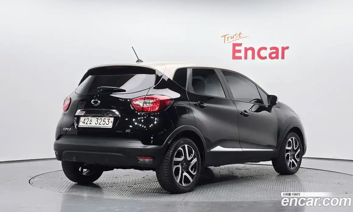 Renault QM3 2015 1.5 Автомат в Москве № 106351, фото 3