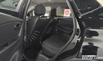 Renault QM3 2015 1.5 Автомат в Москве № 106351, миниатюра 8