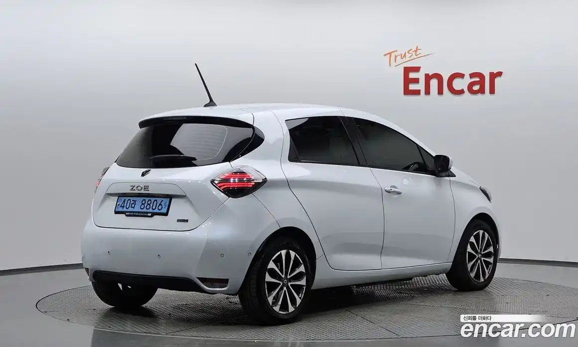 Renault Zoe 2021 0.2 Автомат в Москве № 107312, фото 9