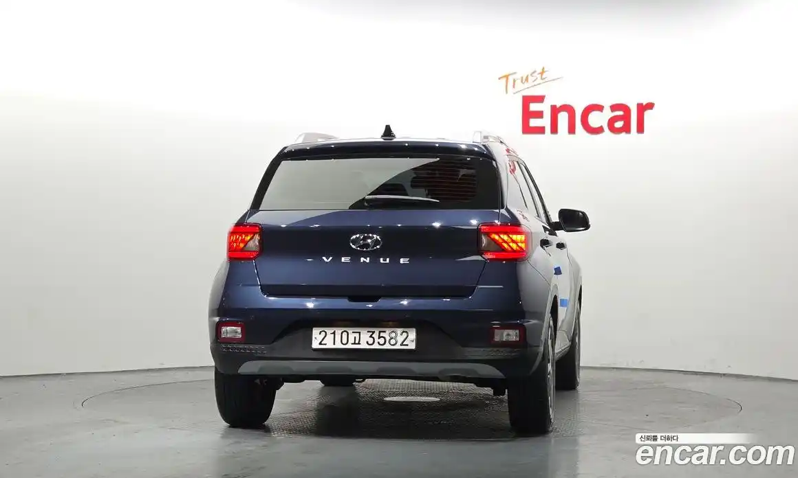 Hyundai Venue 2022 1.6 Автомат в Москве № 108111, фото 19