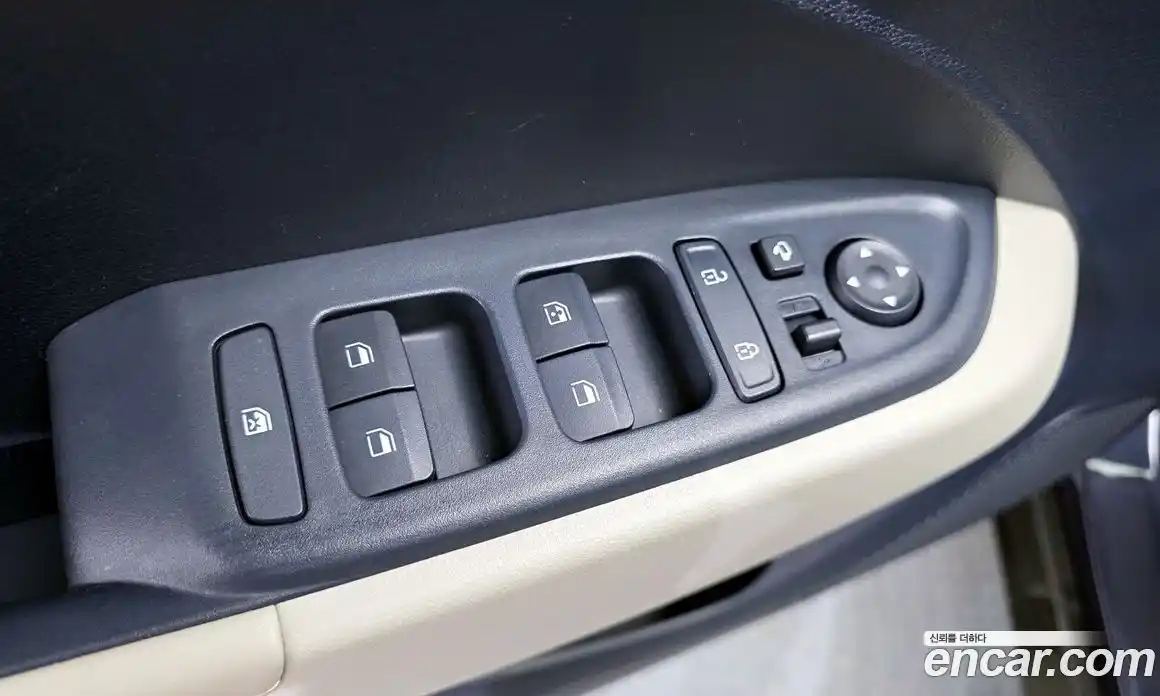 Hyundai Venue 2022 1.6 Автомат в Москве № 108111, фото 8