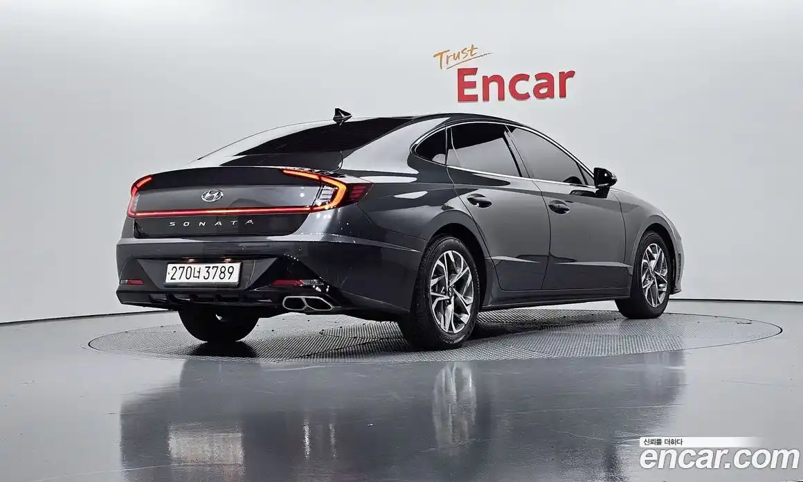 Hyundai Sonata 2022 1.6 Автомат в Москве № 111886, фото 1