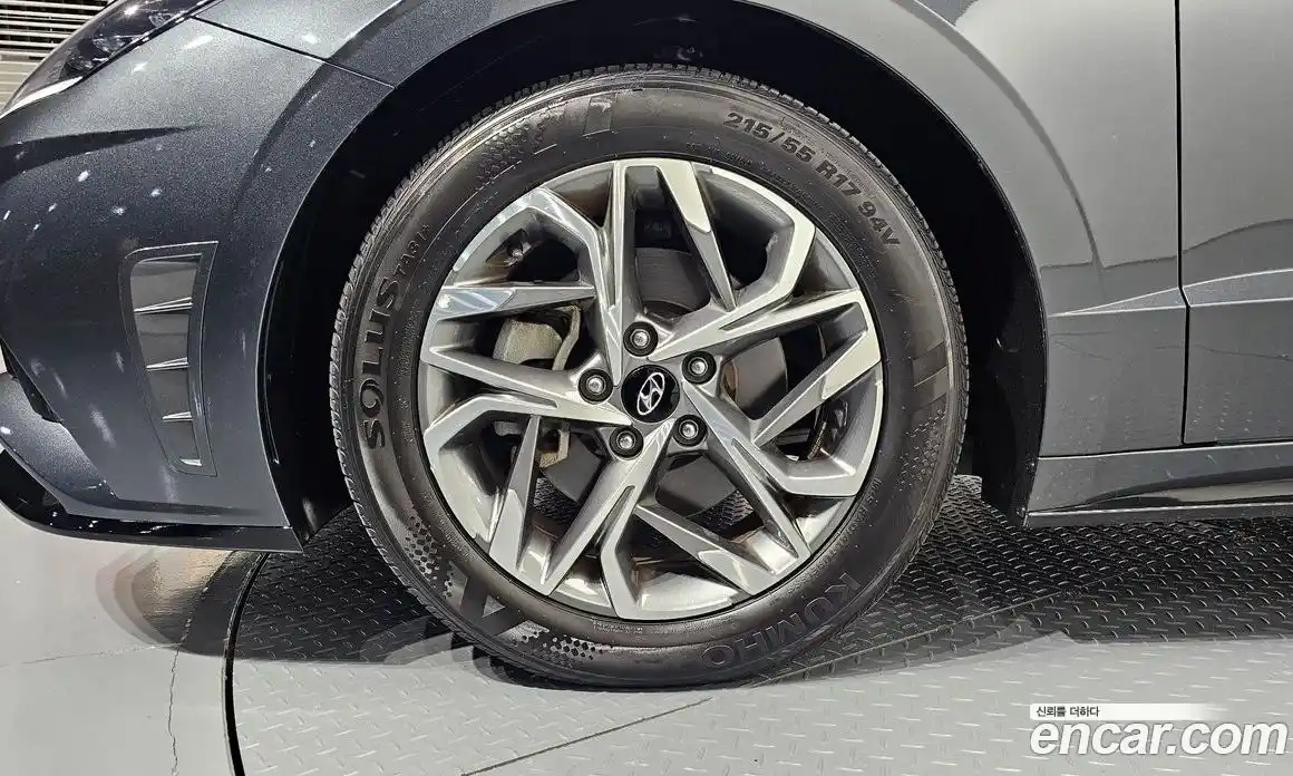 Hyundai Sonata 2022 1.6 Автомат в Москве № 111886, фото 2