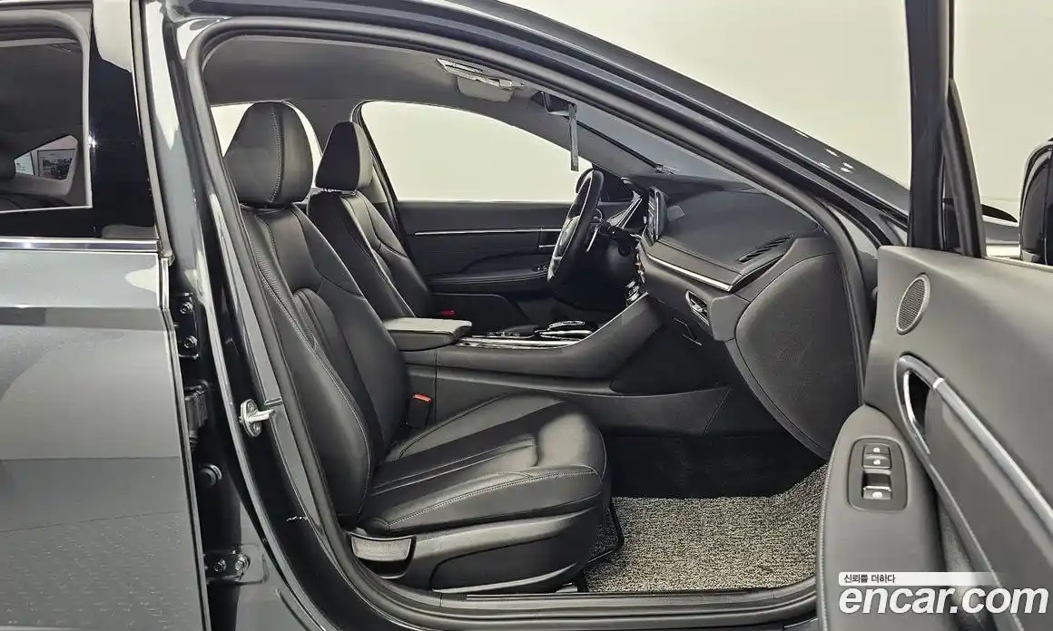 Hyundai Sonata 2022 1.6 Автомат в Москве № 111886, фото 8