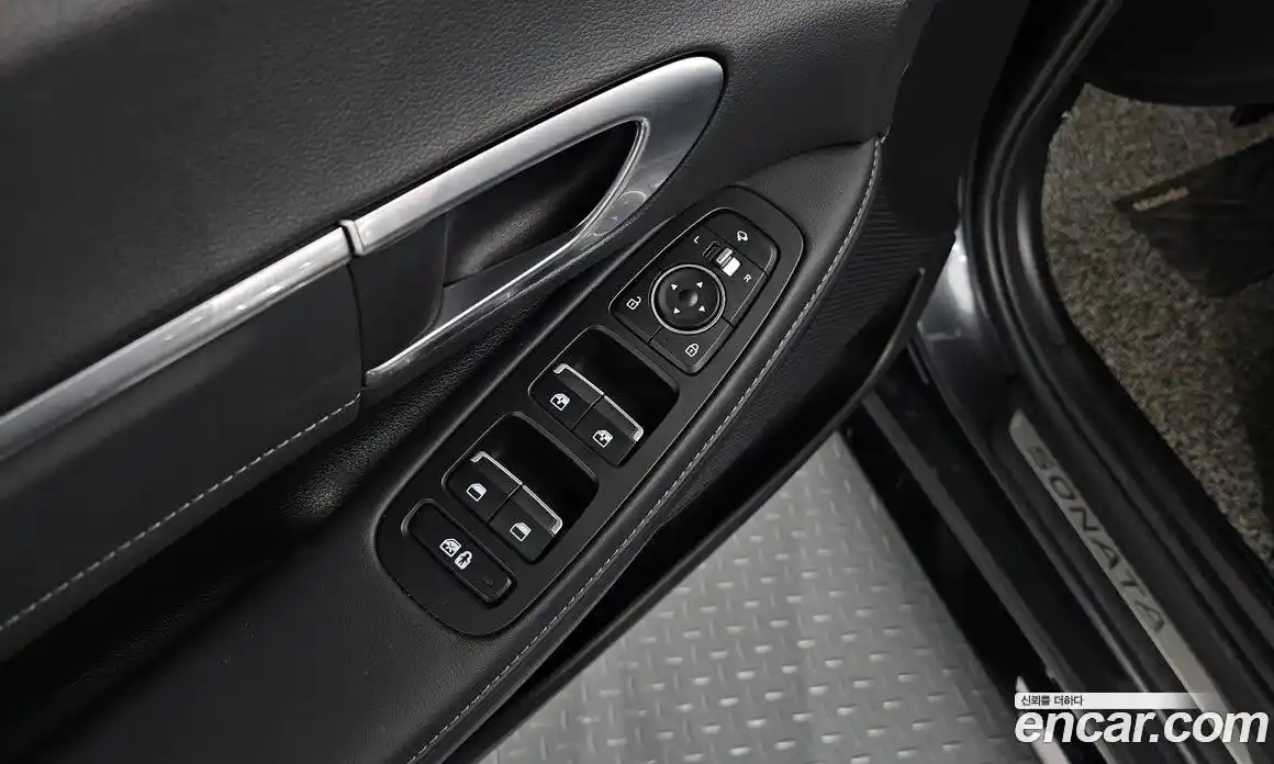 Hyundai Sonata 2022 1.6 Автомат в Москве № 111886, фото 10