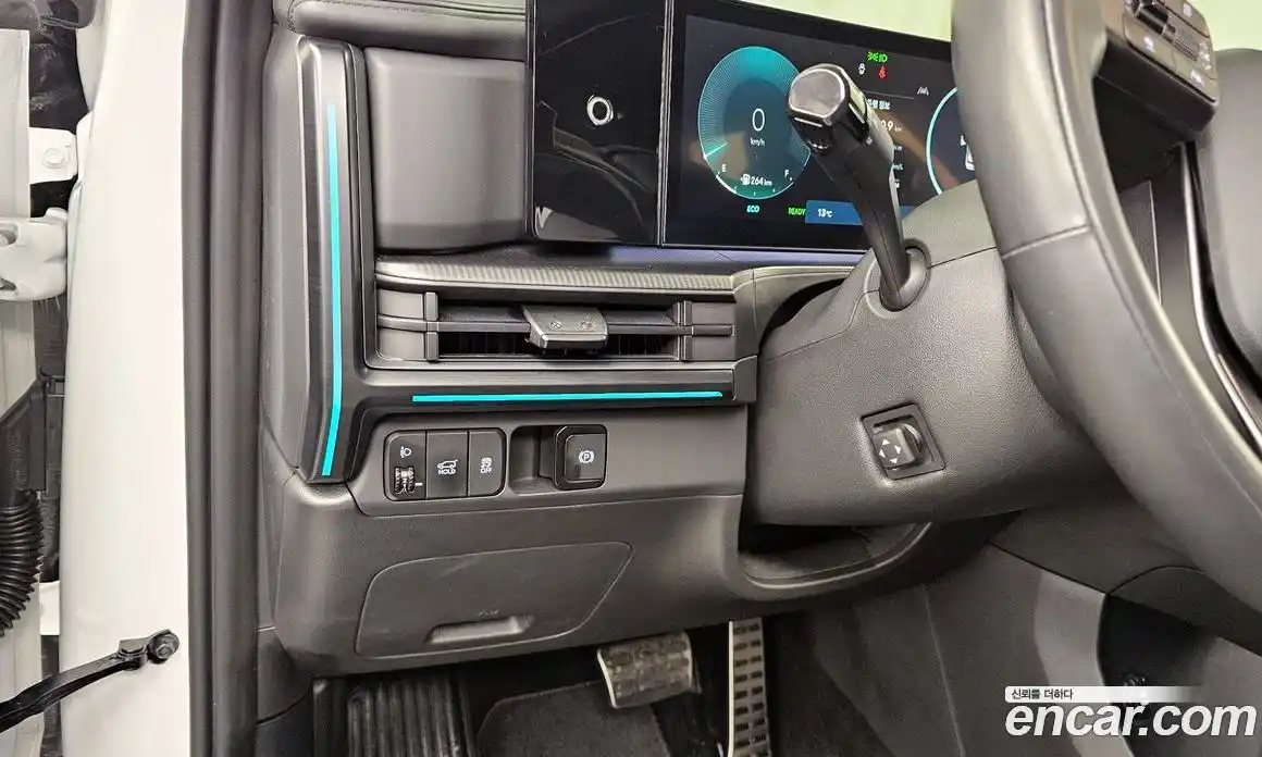 Hyundai Santa Fe 2024 1.6 Автомат в Москве № 112778, фото 16