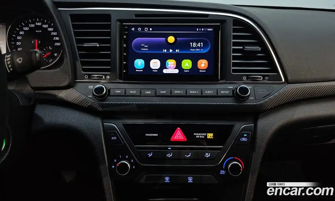 Hyundai Avante 2018 1.6 Механическая в Москве № 112832, фото 6