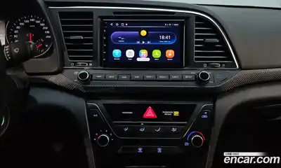 Hyundai Avante 2018 1.6 Механическая в Москве № 112832, миниатюра 6