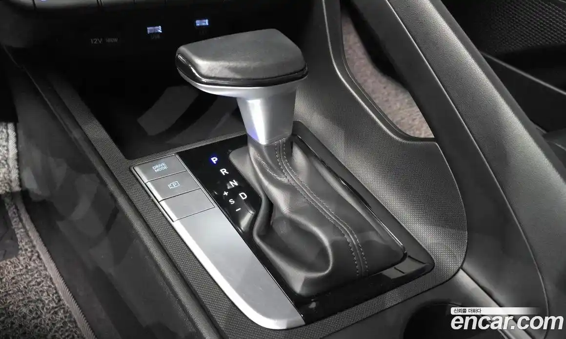 Hyundai Avante 2022 1.6 Автомат в Москве № 112833, фото 18