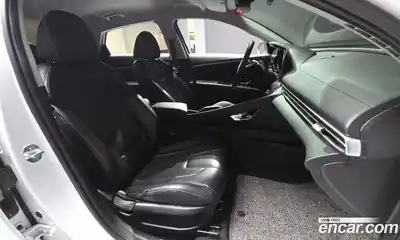 Hyundai Avante 2022 1.6 Автомат в Москве № 112833, миниатюра 4