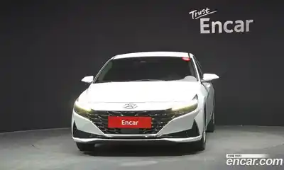 Hyundai Avante 2022 1.6 Автомат в Москве № 112833, миниатюра 6